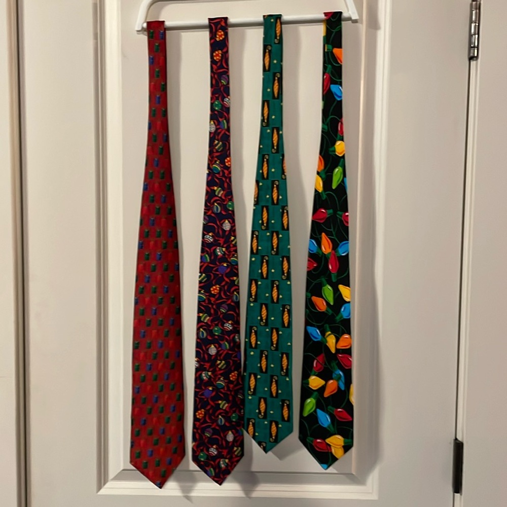 Whimsicall Christmas Tie